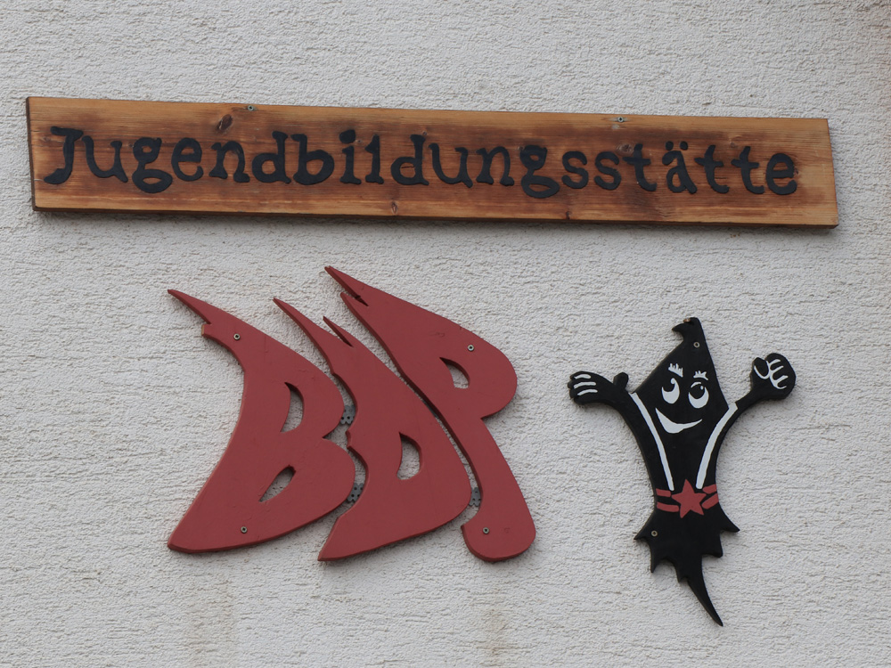 Eingangsschild der Bildungsstätte des BDPs in Kleinbettlingen.